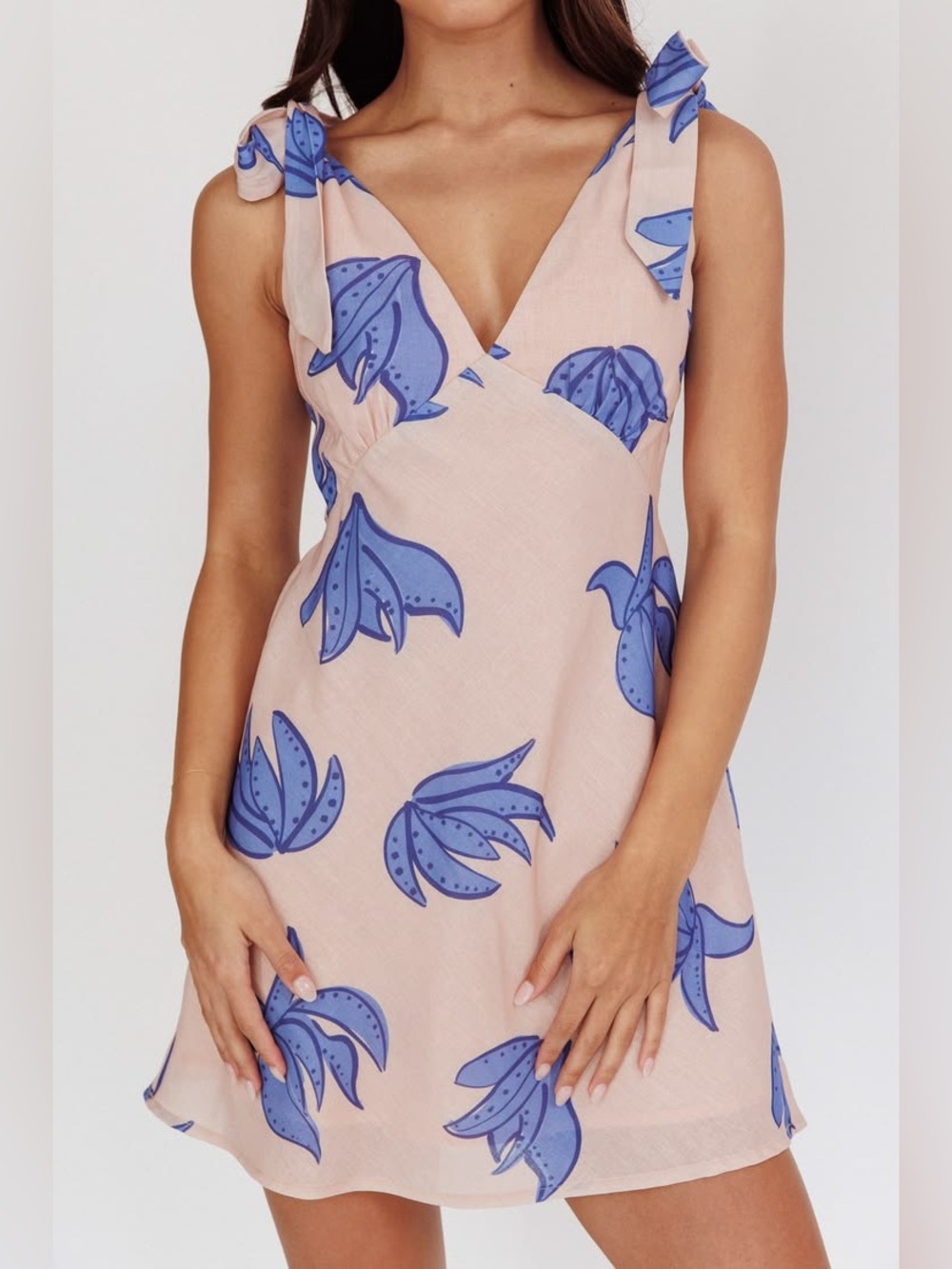 NEW Indi Luxe Indikah Mykonos Morning Tied Shoulder Mini Dress Beige Medium NWT